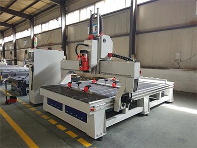 Fresadora CNC de 4 ejes