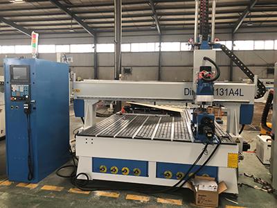 Fresadora CNC de 4 ejes